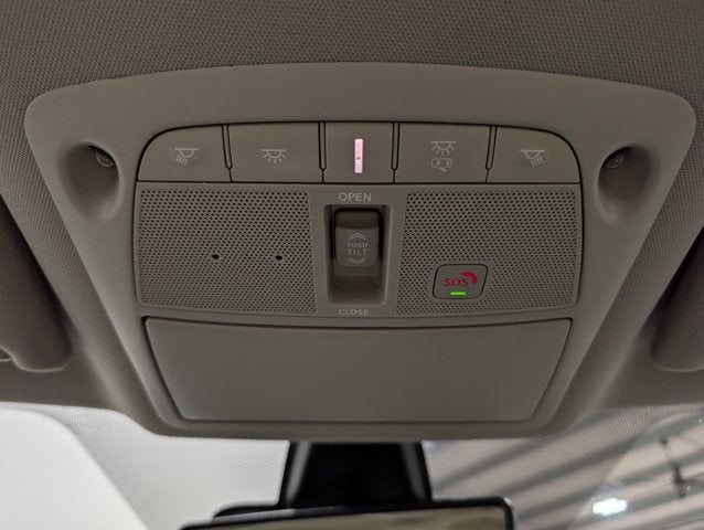 2023 Nissan Maxima Platinum