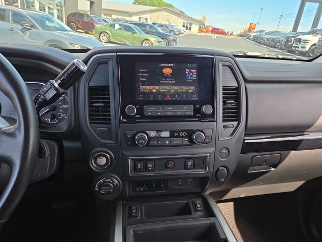 2024 Nissan Titan SV