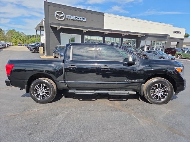 2024 Nissan Titan SV