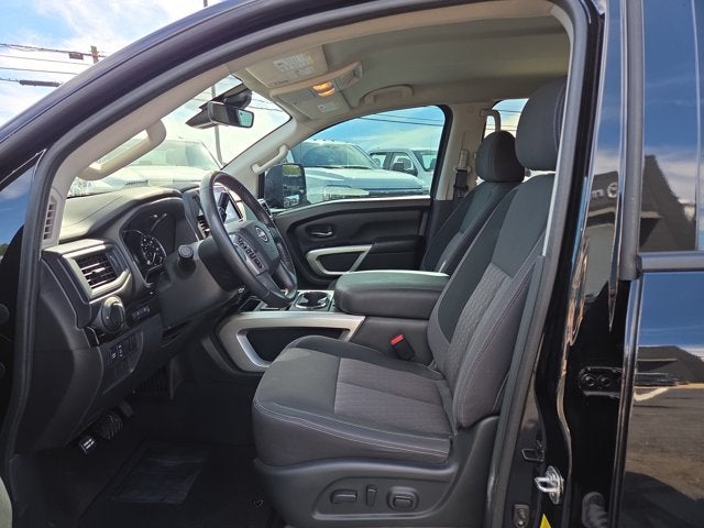 2024 Nissan Titan SV