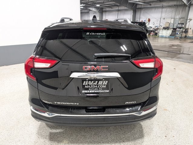 2022 GMC Terrain SLT