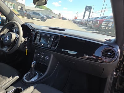 2016 Volkswagen Beetle Base