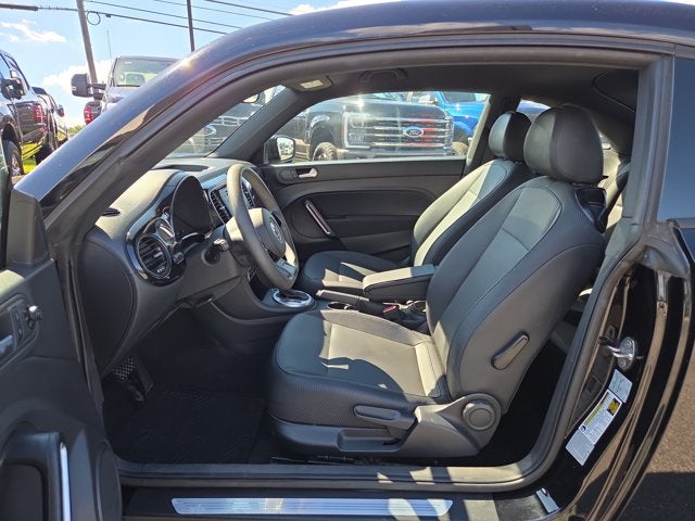 2016 Volkswagen Beetle Base
