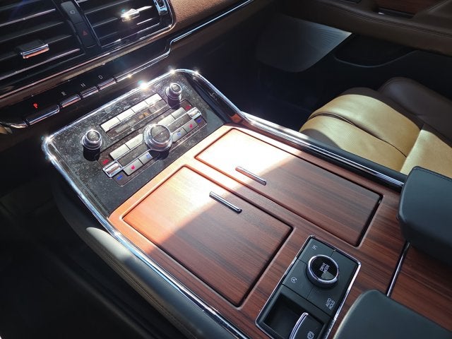 2024 Lincoln Navigator L Reserve