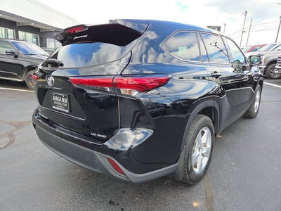 2021 Toyota Highlander LE