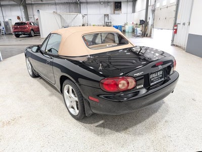2001 Mazda Mazda MX-5 Miata LS