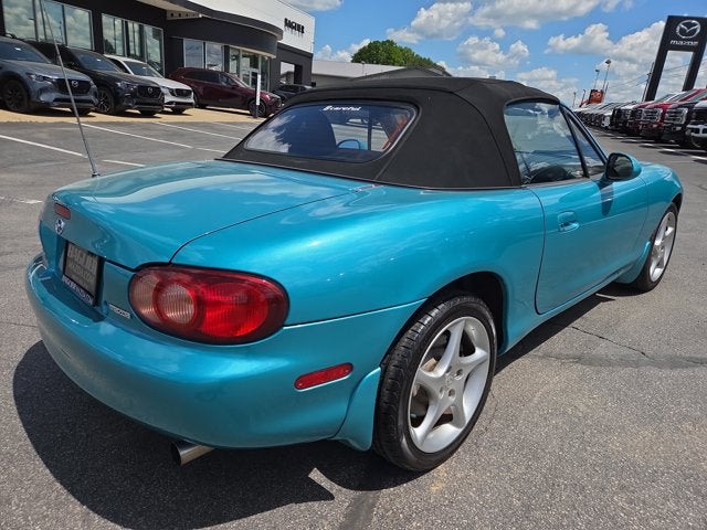 2003 Mazda Mazda MX-5 Miata Cloth