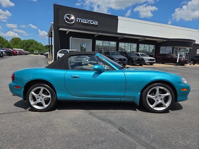 2003 Mazda Mazda MX-5 Miata Cloth